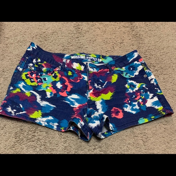Mossimo Multicolor Shorts - Picture 1 of 3